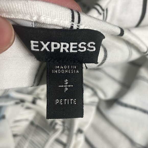 Boho hi-lo white and black striped ruffle trim back cutout maxi dress - Picture 11 of 15